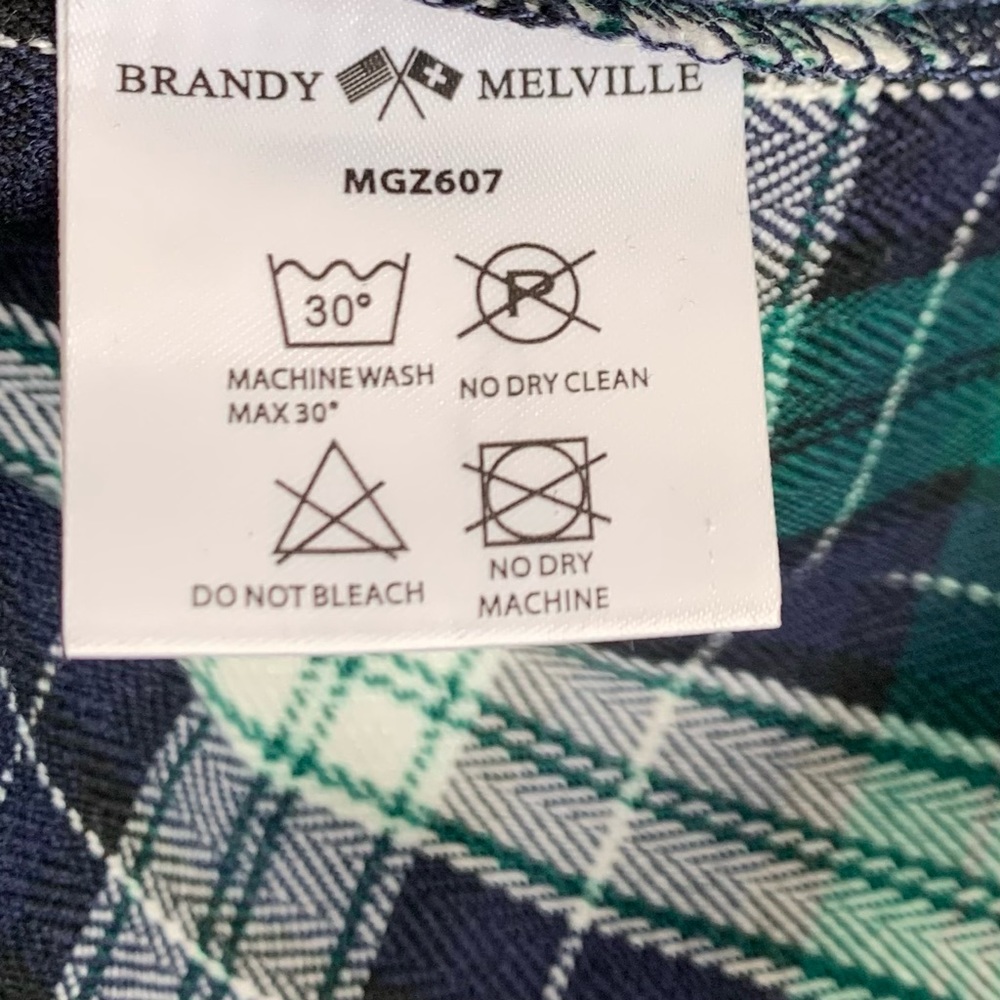 Brandy Melville Dana Plaid Pleated Mini Skirt - Picture 8 of 8